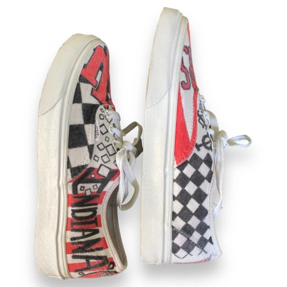 Custom hand painted Indiana University Vans size 7.5 Womens - Picture 6 of 8